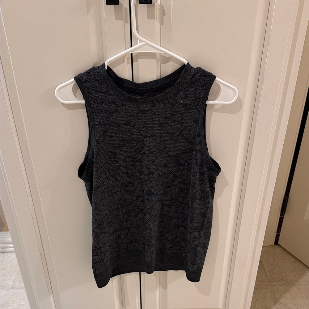Lululemon Breeze By Muscle Tank Top - Black